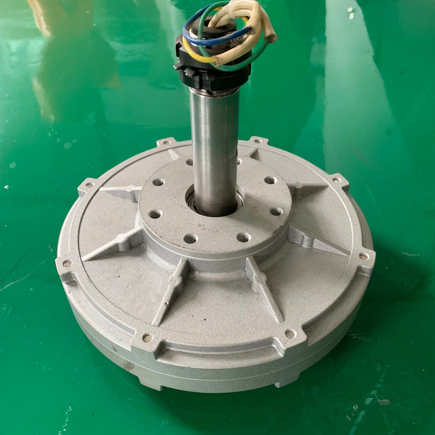 Wind Turbine Vertical Axis 1000W 12V 24V 48V Brushless Ac Rare Free Energy Magnet Alternator Generator by 54Grid - Renewable Energy Store